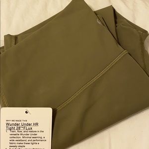 Wunder Under HR 28”